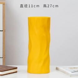 TM03 ceramic vase