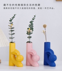 TM25 ceramic vase