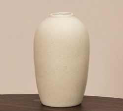 TM27 ceramic vase