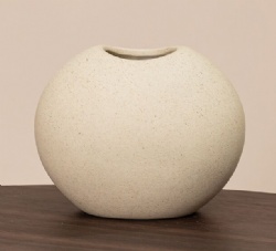 TM30 ceramic vase